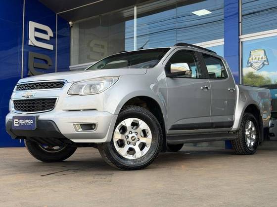 CHEVROLET S10 2.5 LTZ 4X2 CD 16V FLEX 4P MANUAL CHEVROLET S10 2.5 LTZ 4X2 CD 16V FLEX 4P MANUAL